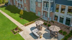 Outdoor Courtyard Meadowview Independent Living Assisted Living, Clive IA